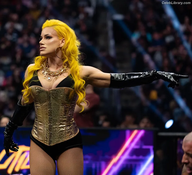 Taya Valkyrie photo 1 of 345