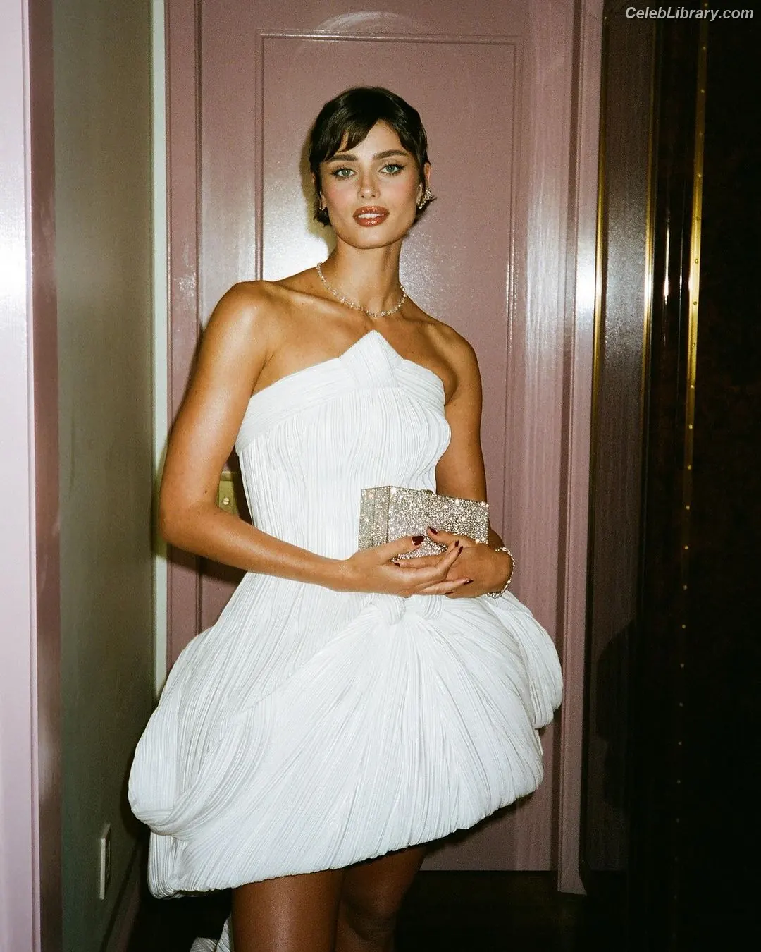 Taylor Hill photo 24 of 545