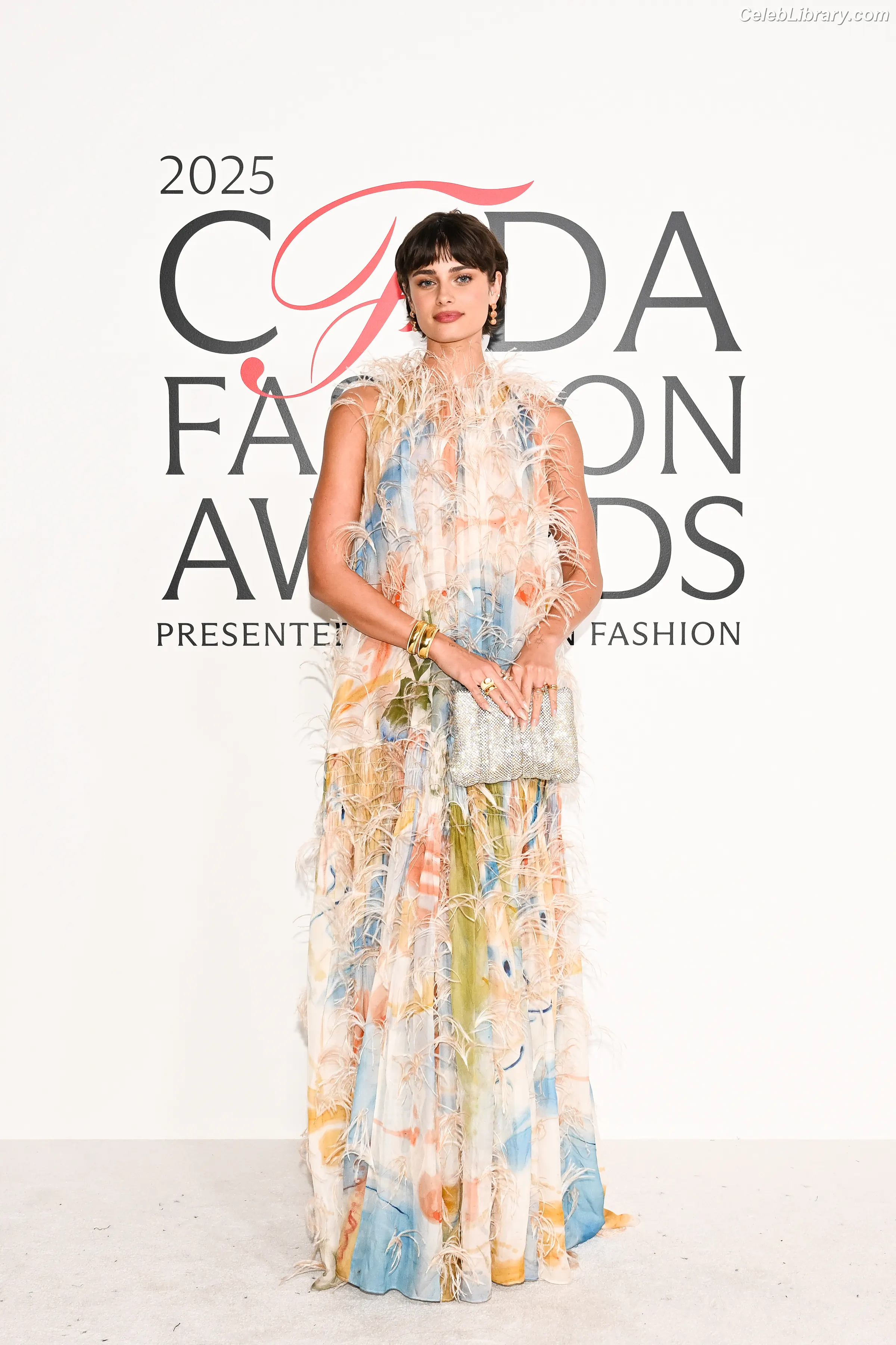 Taylor Hill photo 20 of 545