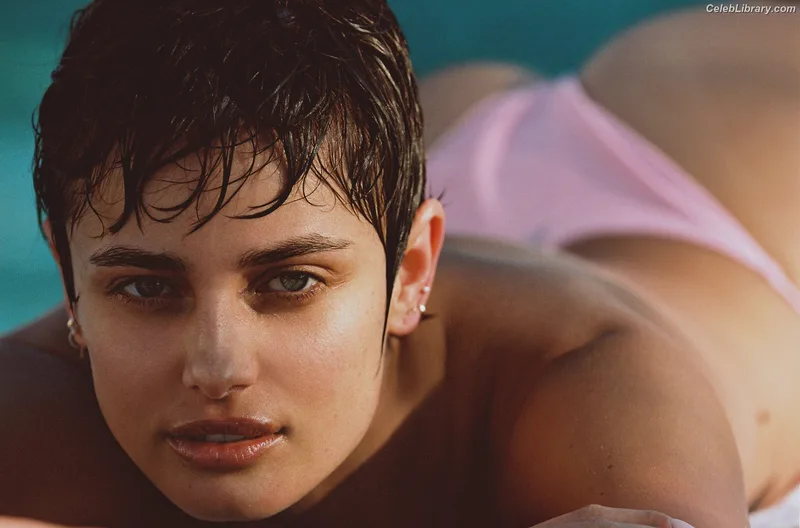 Taylor Hill photo 5 of 546