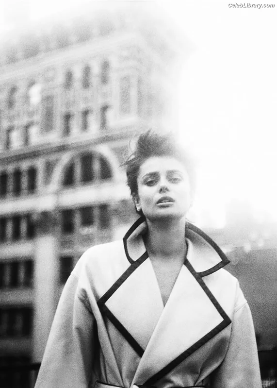 Taylor Hill photo 20 of 546