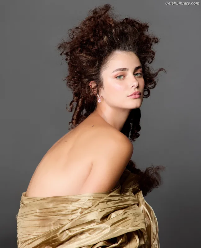 Taylor Hill photo 17 of 546