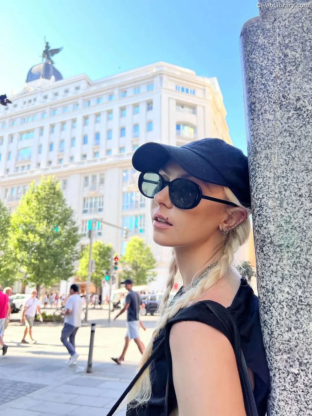 Taylor Momsen photo 11 of 1248
