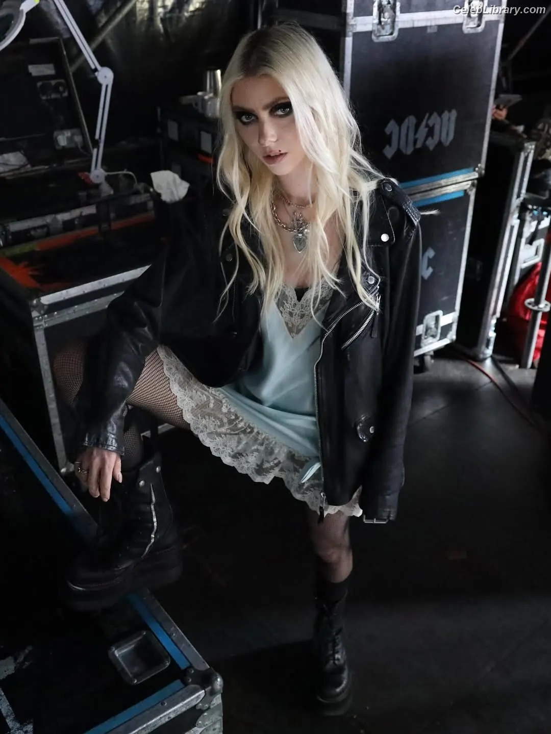 Taylor Momsen photo 24 of 1248