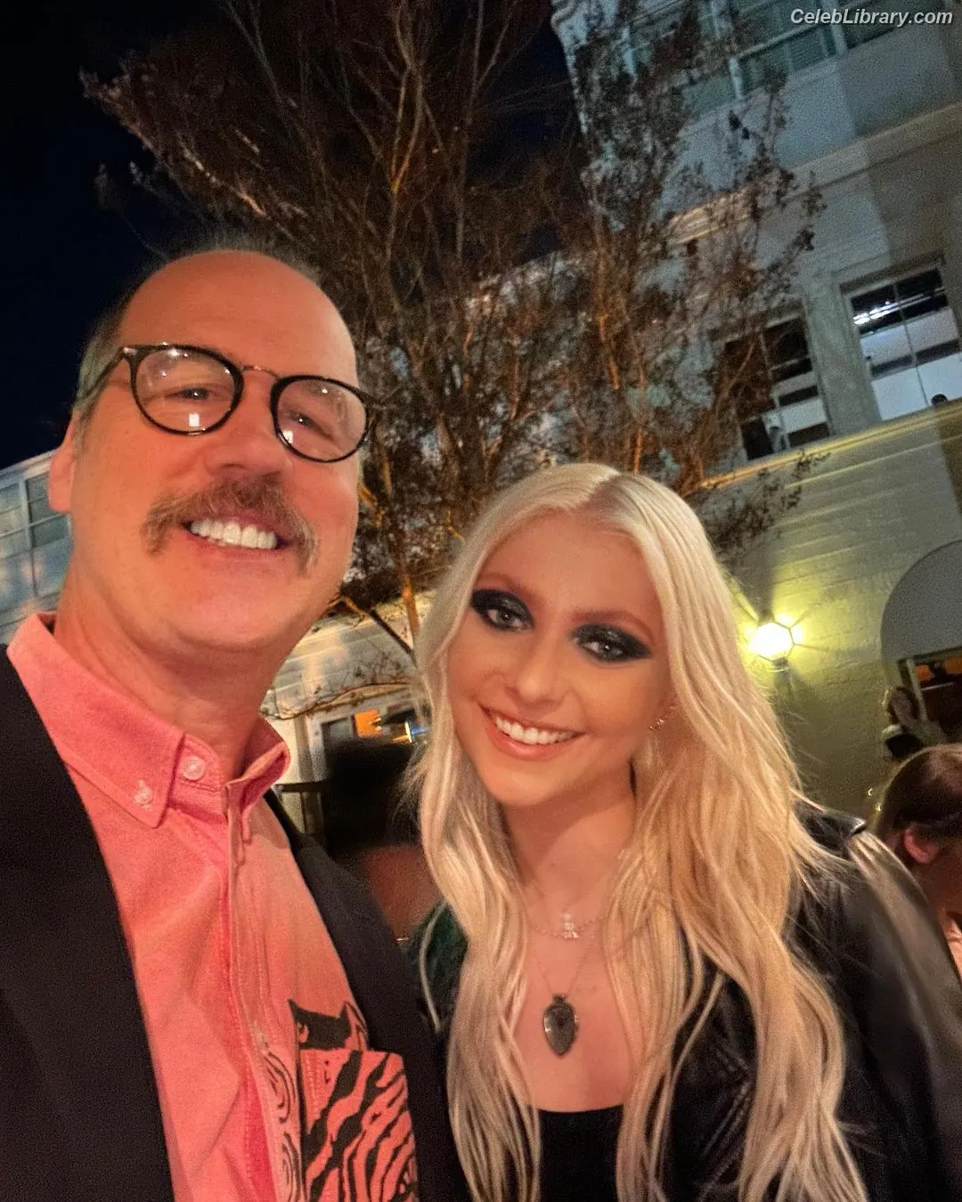 Taylor Momsen photo 12 of 1248