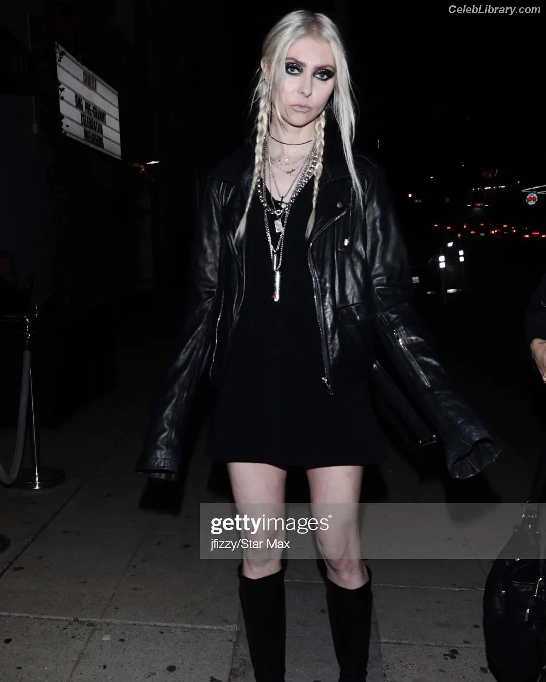Taylor Momsen photo 15 of 1248