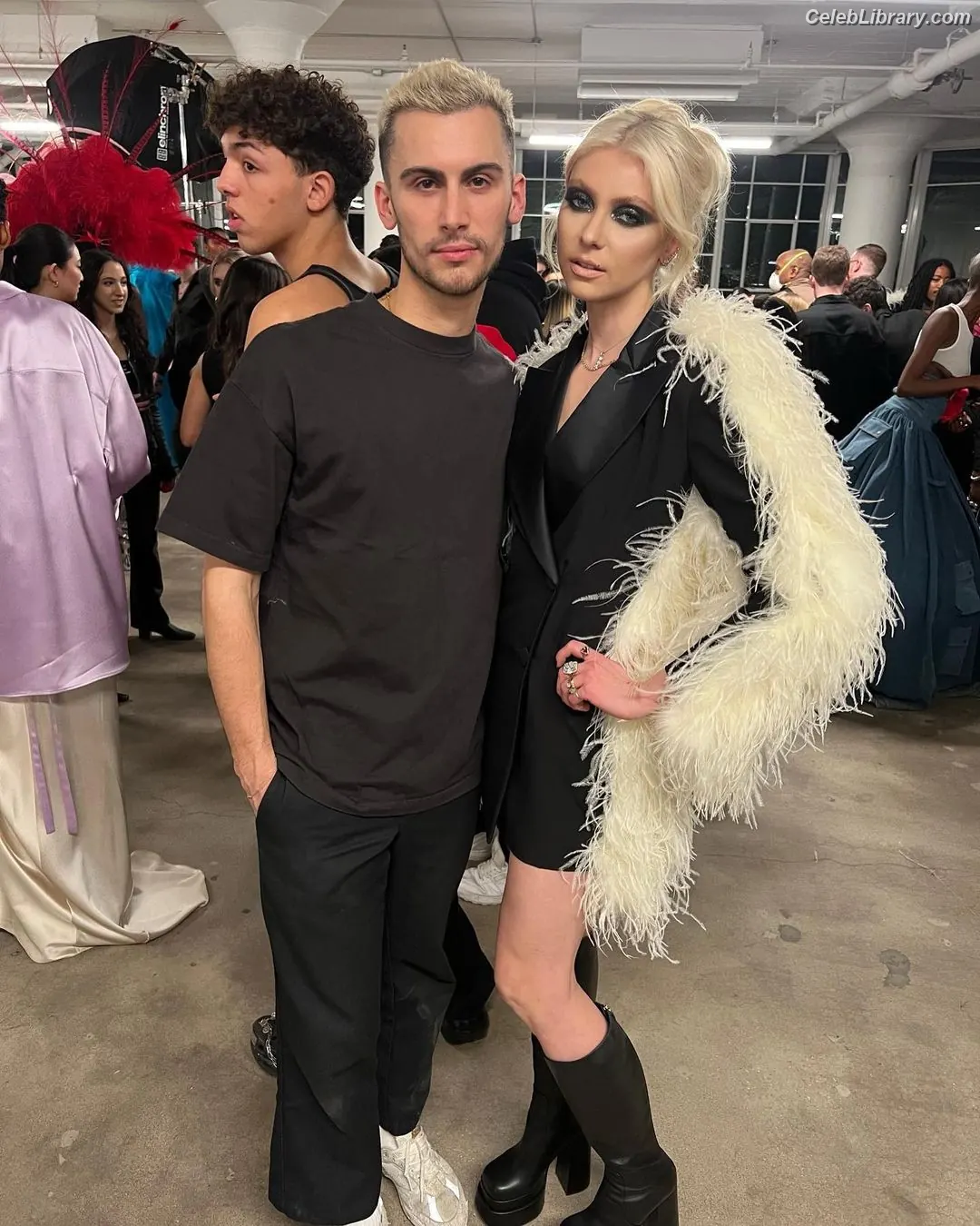 Taylor Momsen photo 15 of 1248