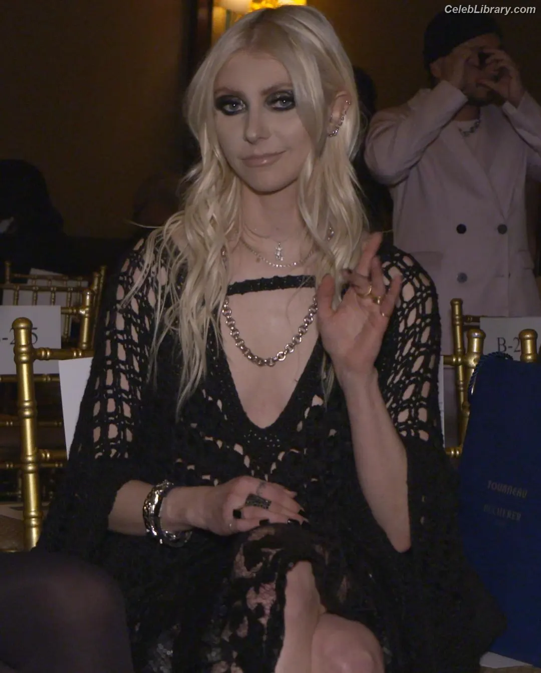 Taylor Momsen photo 16 of 1248
