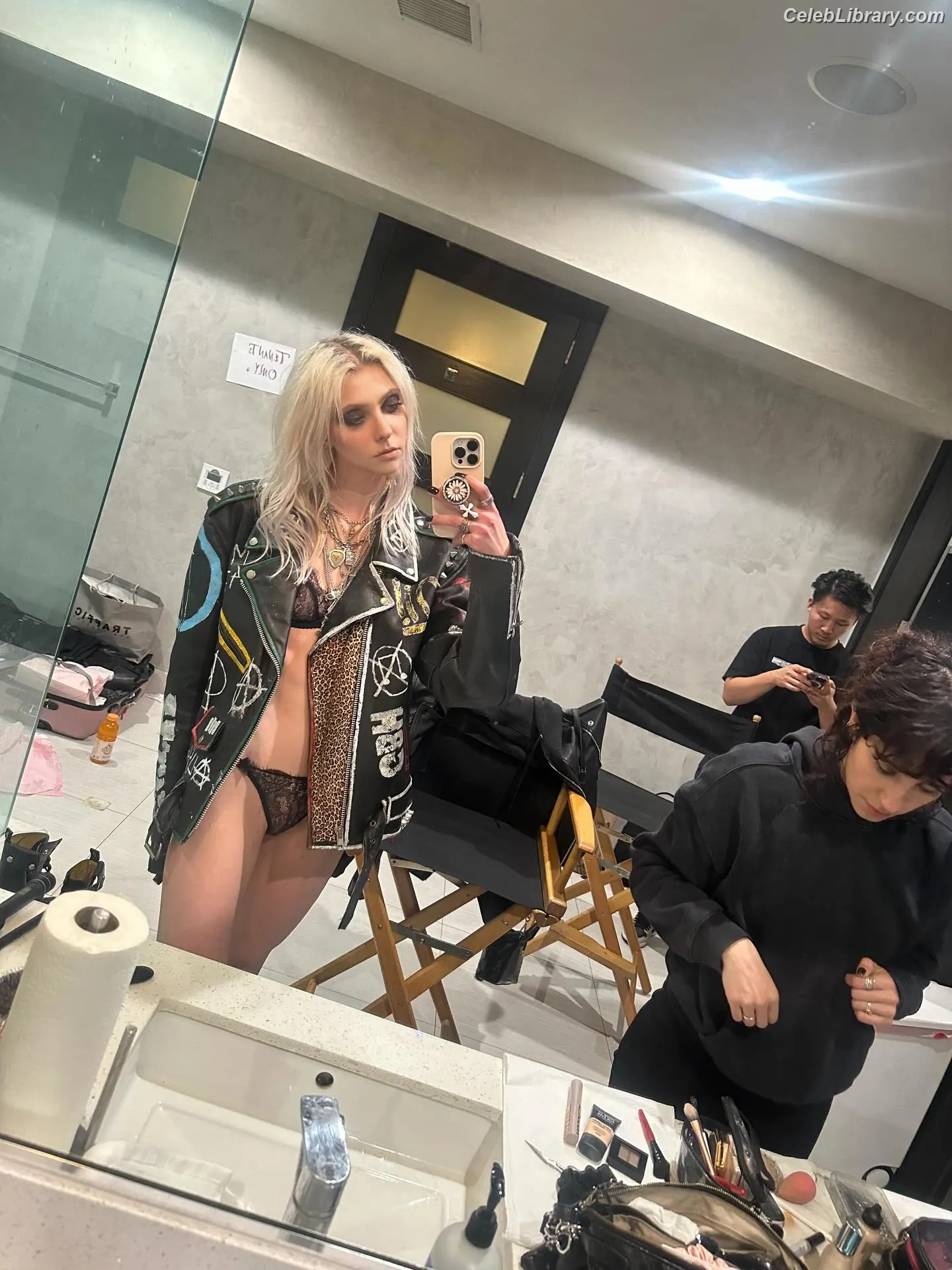 Taylor Momsen photo 5 of 1248