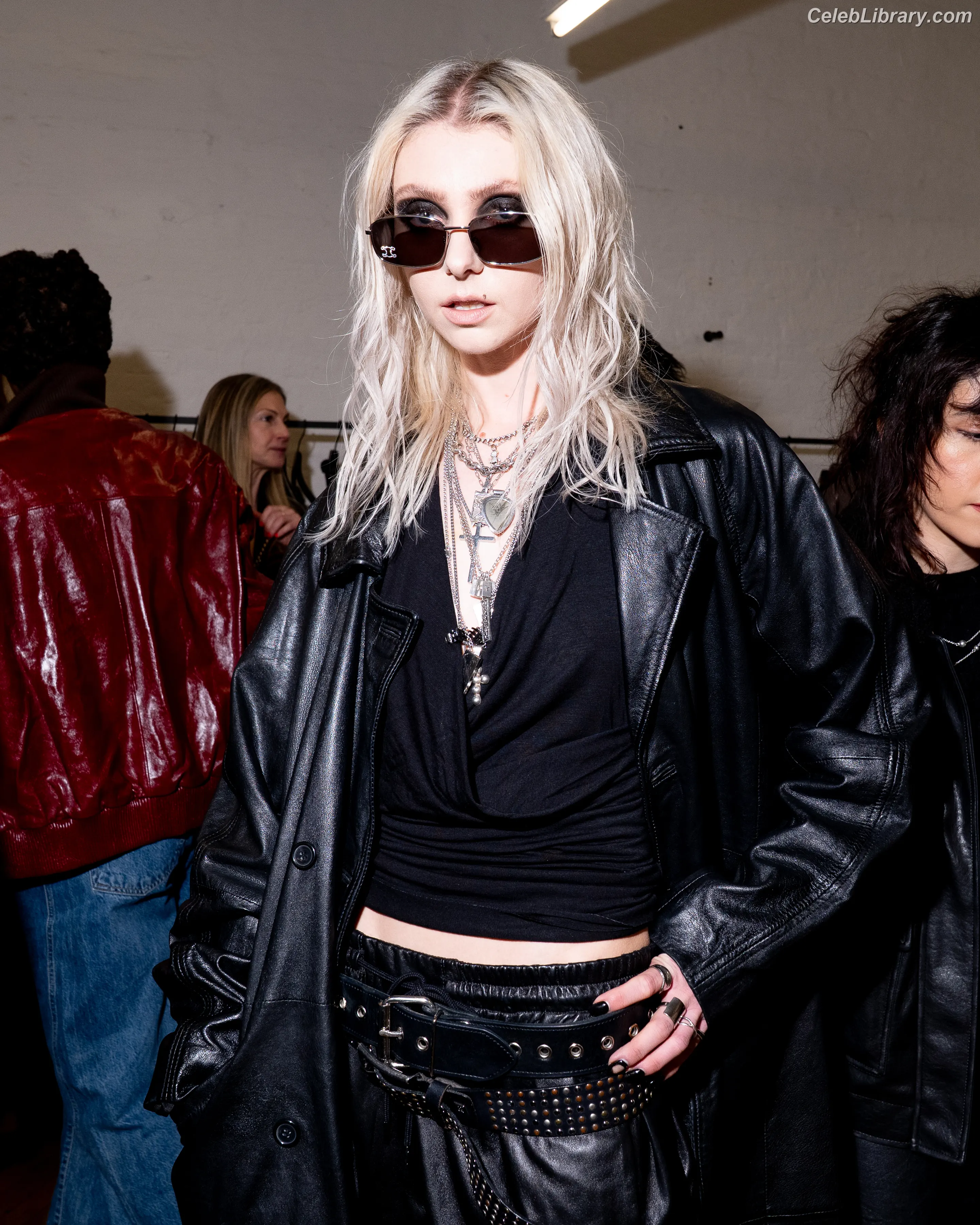Taylor Momsen photo 20 of 1248