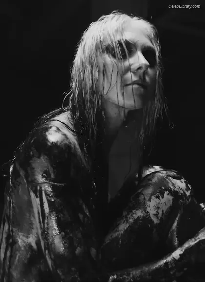 Taylor Momsen photo 5 of 1248