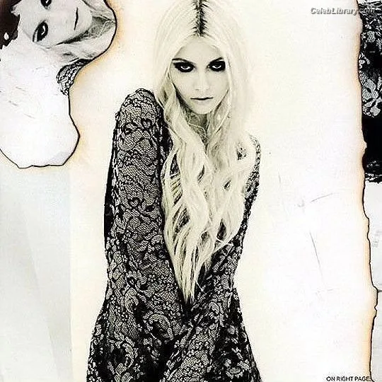 Taylor Momsen photo 4 of 1237