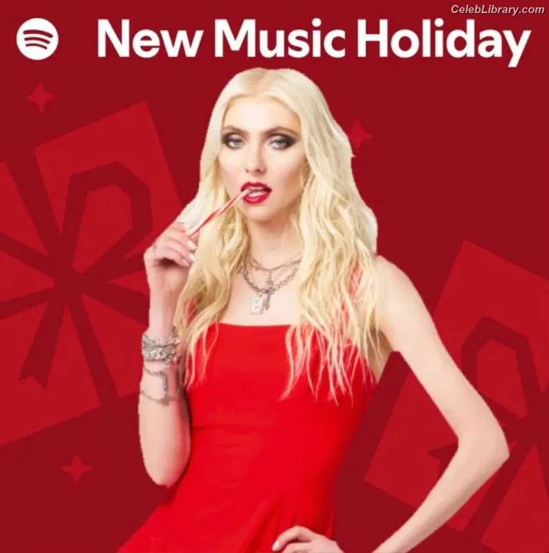 Taylor Momsen photo 13 of 1237