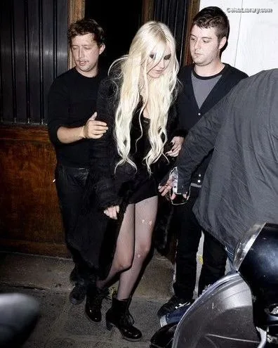 Taylor Momsen photo 18 of 1237