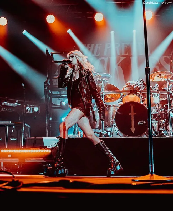 Taylor Momsen photo 11 of 1237