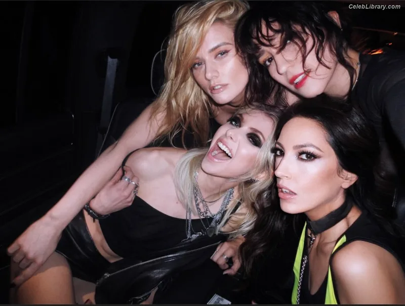 Taylor Momsen photo 5 of 1237