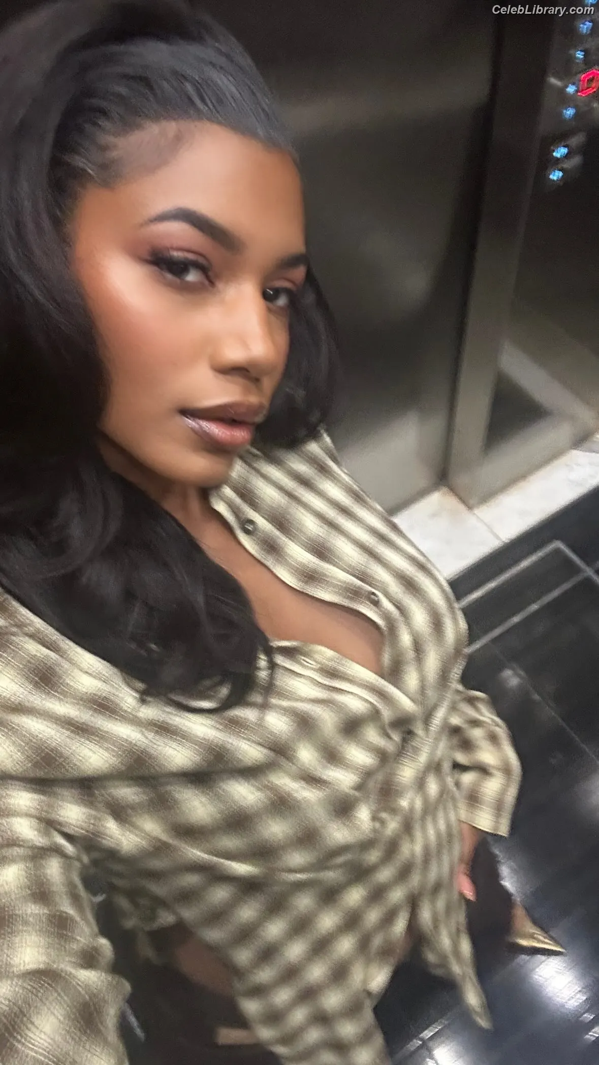 Taylor Rooks photo 21 of 405