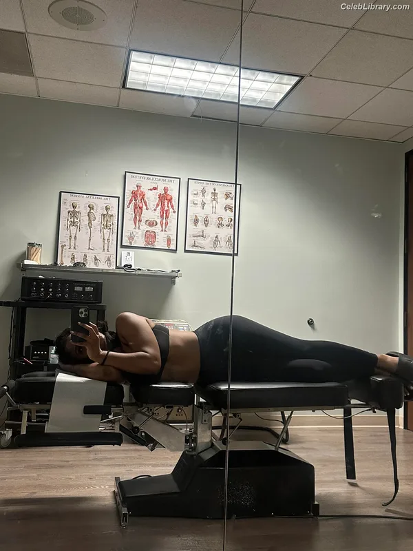 Taylor Rooks photo 1 of 402