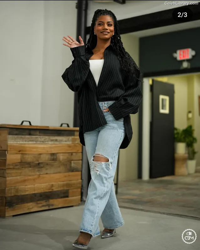 Taylor Rooks photo 7 of 402
