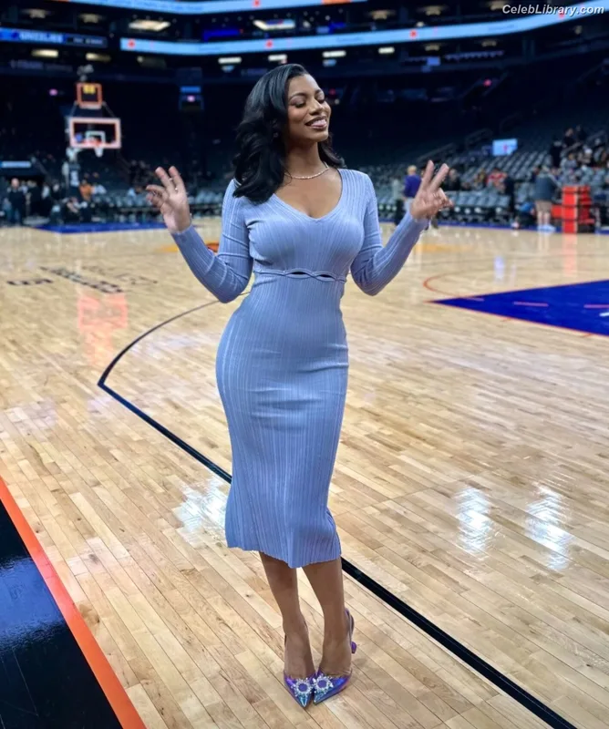 Taylor Rooks photo 20 of 402