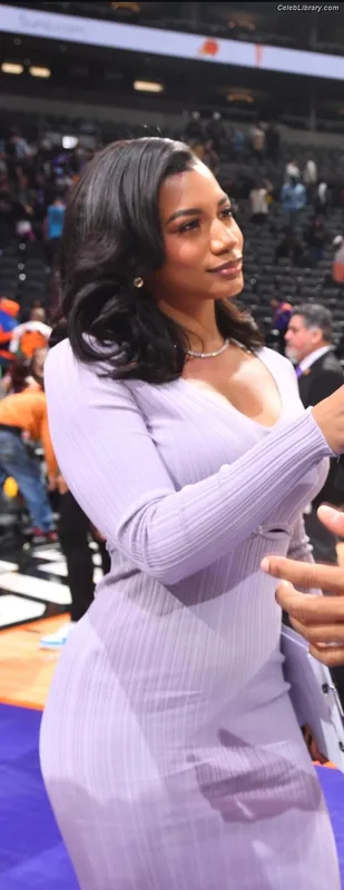 Taylor Rooks photo 22 of 402