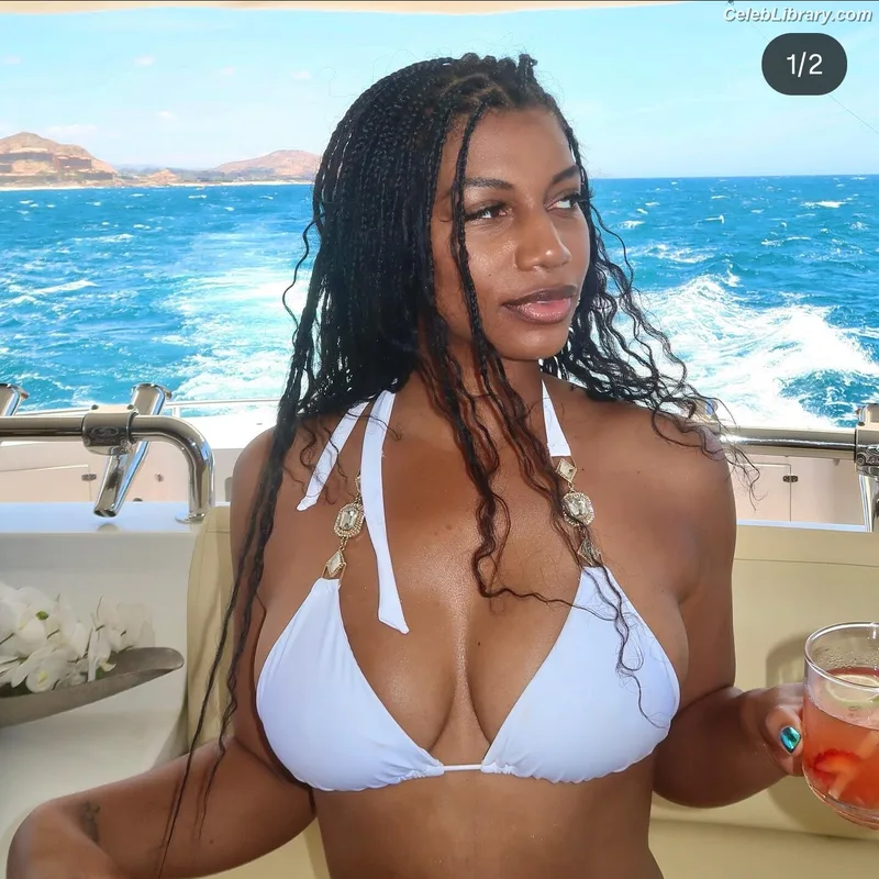 Taylor Rooks photo 22 of 402