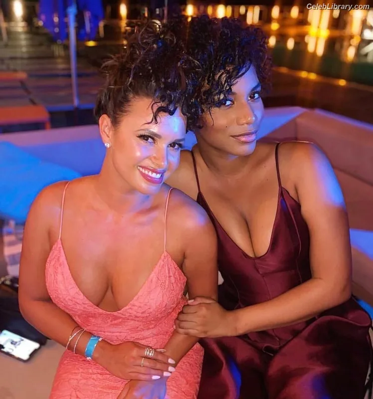 Taylor Rooks photo 24 of 402