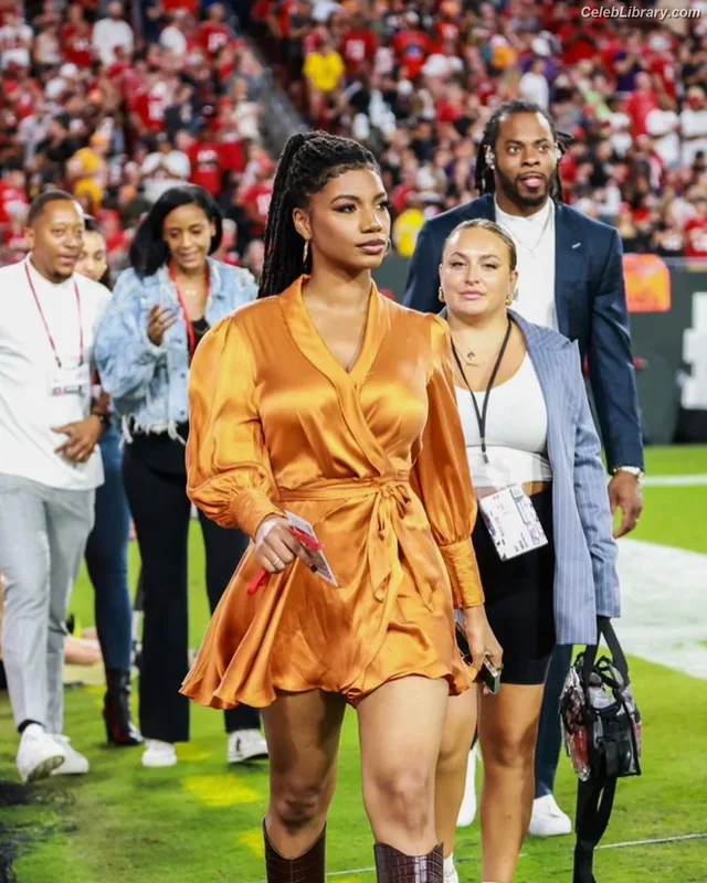 Taylor Rooks photo 19 of 402