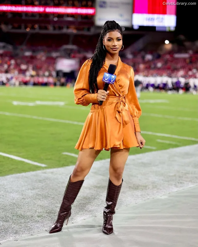 Taylor Rooks photo 20 of 402
