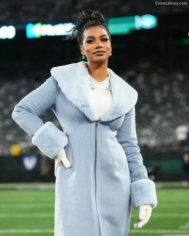 Taylor Rooks photo 24 of 402