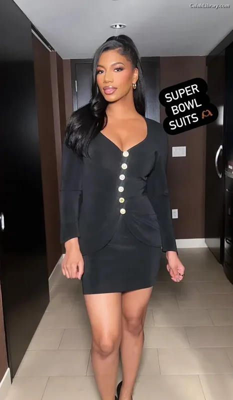 Taylor Rooks photo 2 of 402
