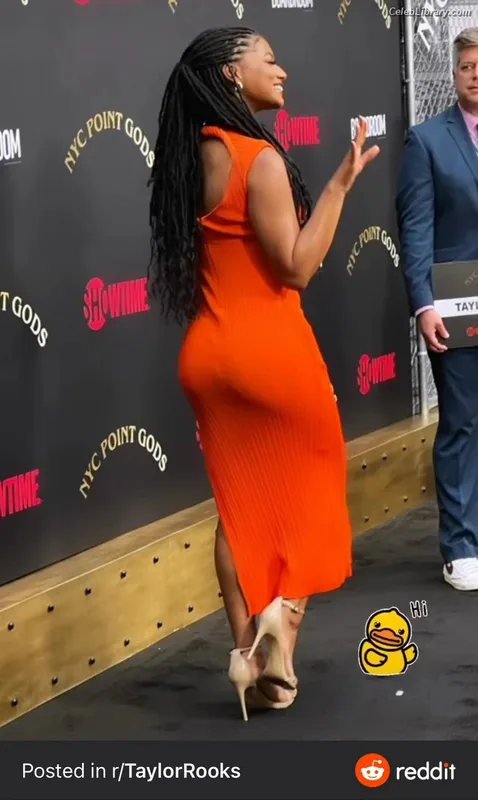 Taylor Rooks photo 5 of 402