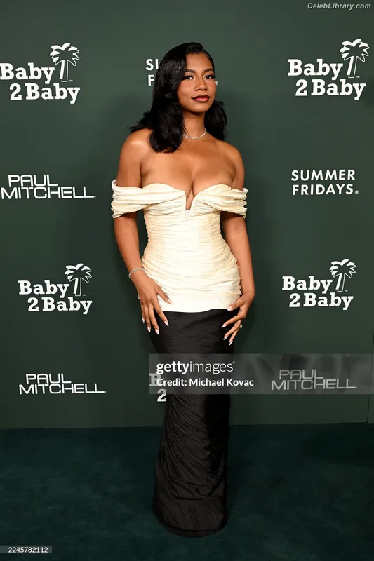 Taylor Rooks photo 18 of 402