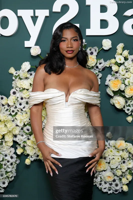 Taylor Rooks photo 19 of 402
