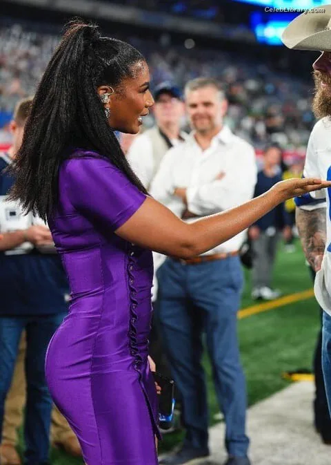 Taylor Rooks photo 12 of 402