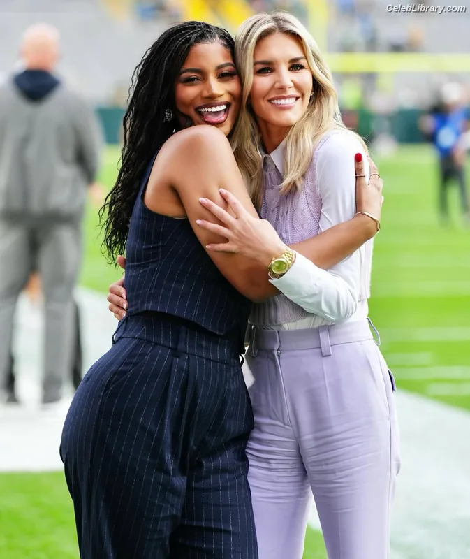 Taylor Rooks photo 2 of 402