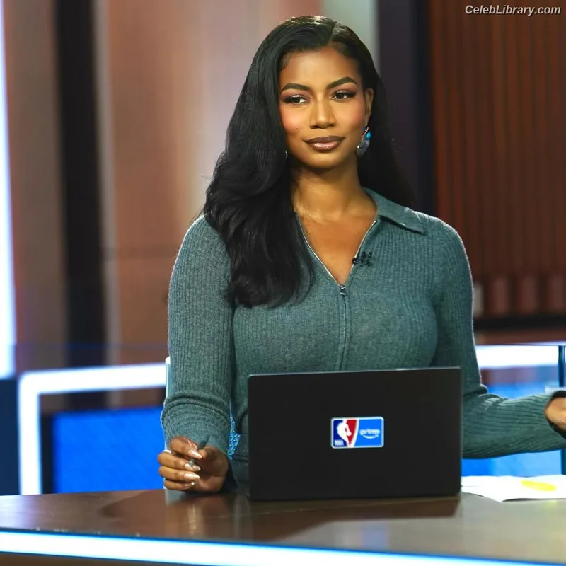 Taylor Rooks photo 24 of 402
