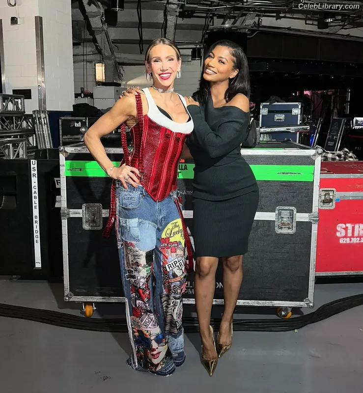 Taylor Rooks photo 20 of 402