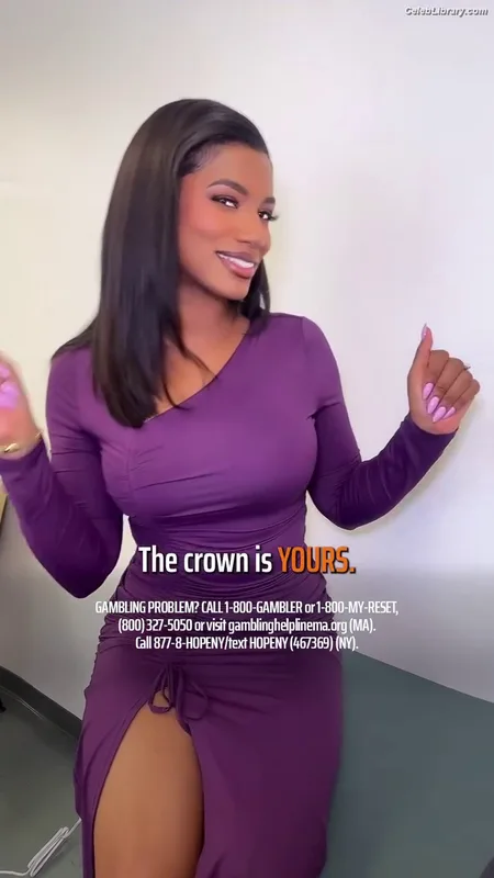 Taylor Rooks photo 17 of 402