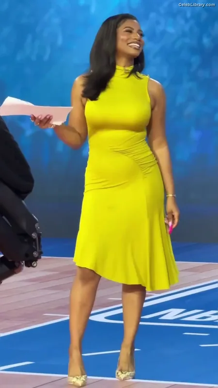 Taylor Rooks photo 23 of 402