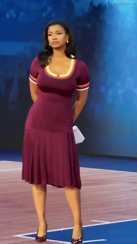 Taylor Rooks photo 24 of 402