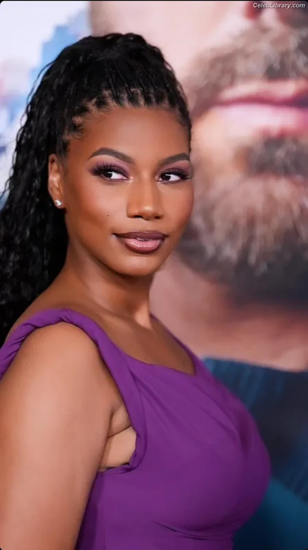 Taylor Rooks photo 15 of 402
