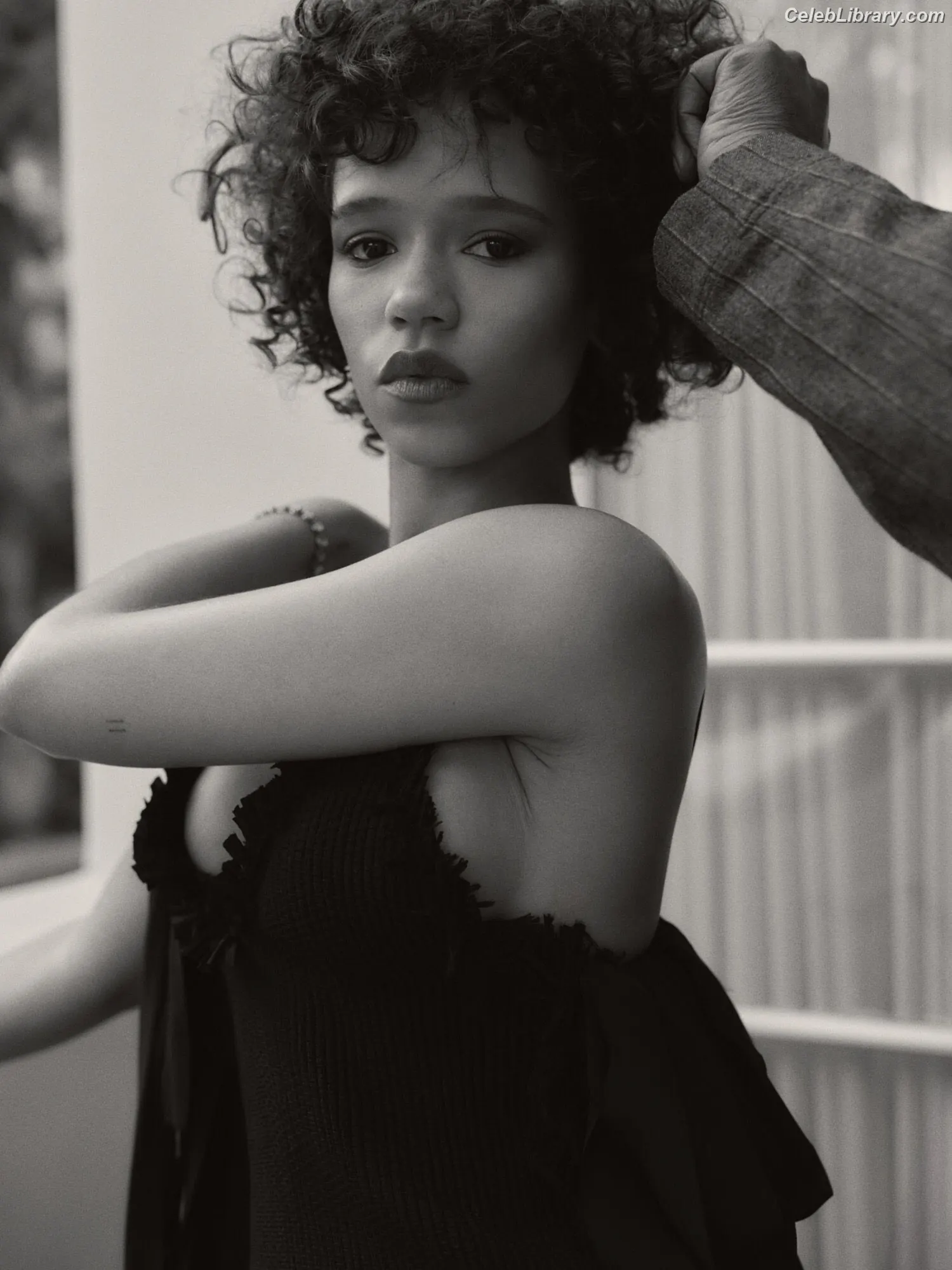 Taylor Russell photo 1 of 263