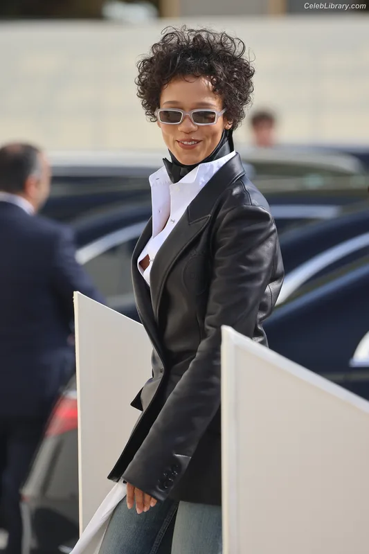 Taylor Russell photo 1 of 264