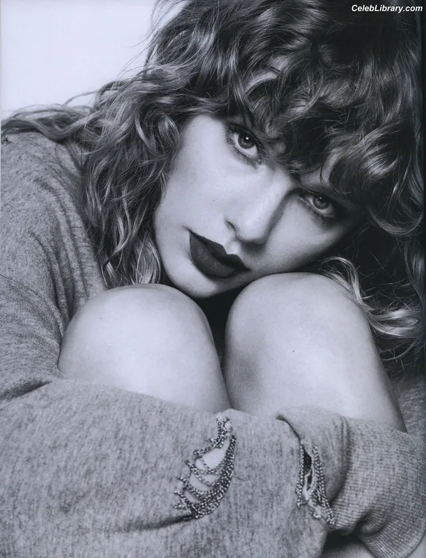 Taylor Swift photo 17 of 4190