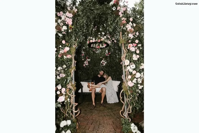 Taylor Swift photo 21 of 4190
