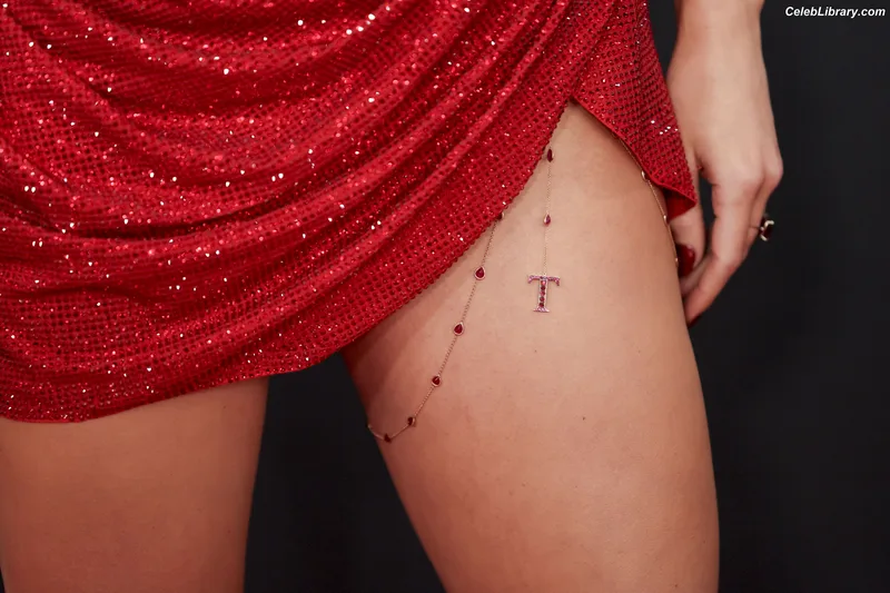 Taylor Swift photo 21 of 4190