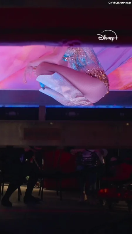 Taylor Swift photo 4 of 4190