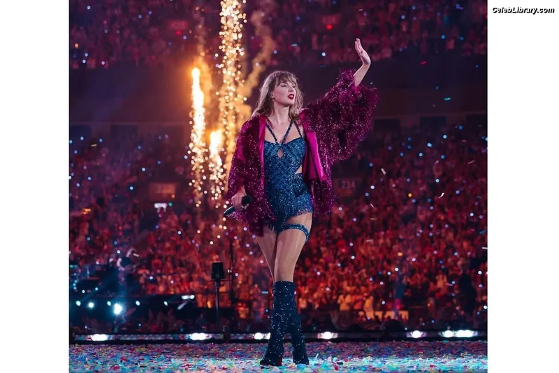 Taylor Swift photo 5 of 4190