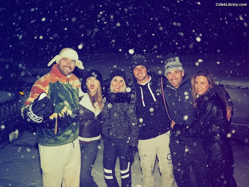 Taylor Swift photo 5 of 4190
